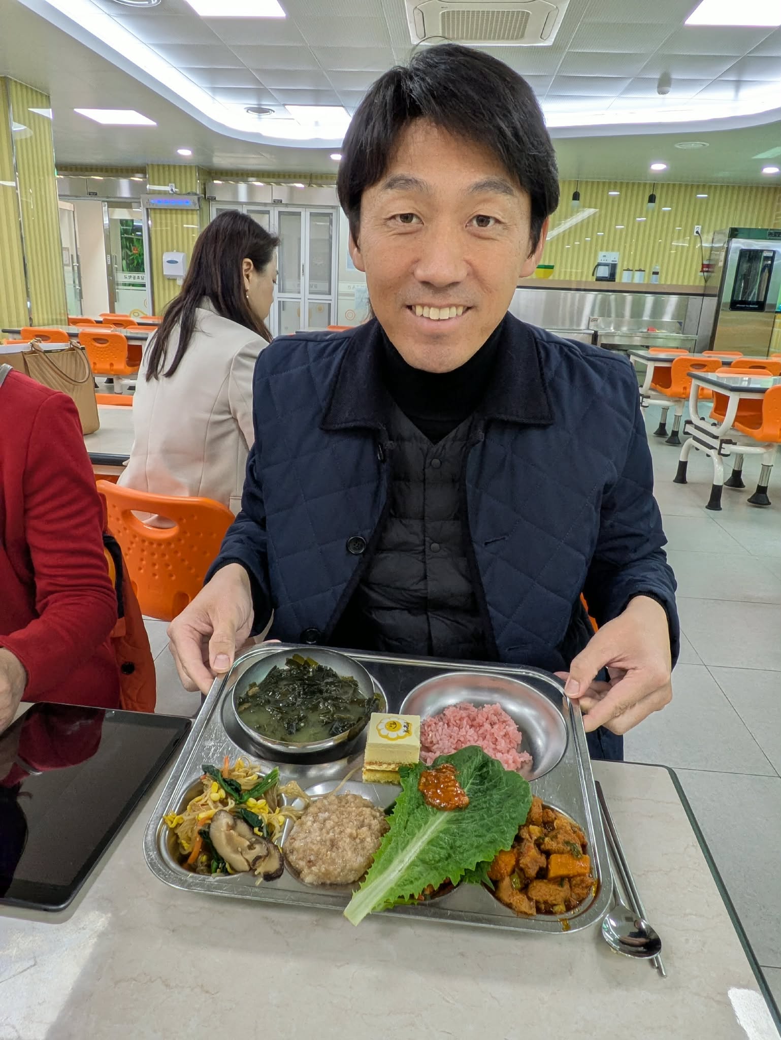 韓国オーガニック給食訪問の様子